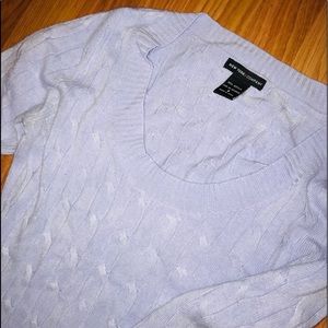 Lightweight sweater